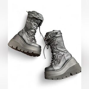 Demonia Shaker 70 platform stud detail boots